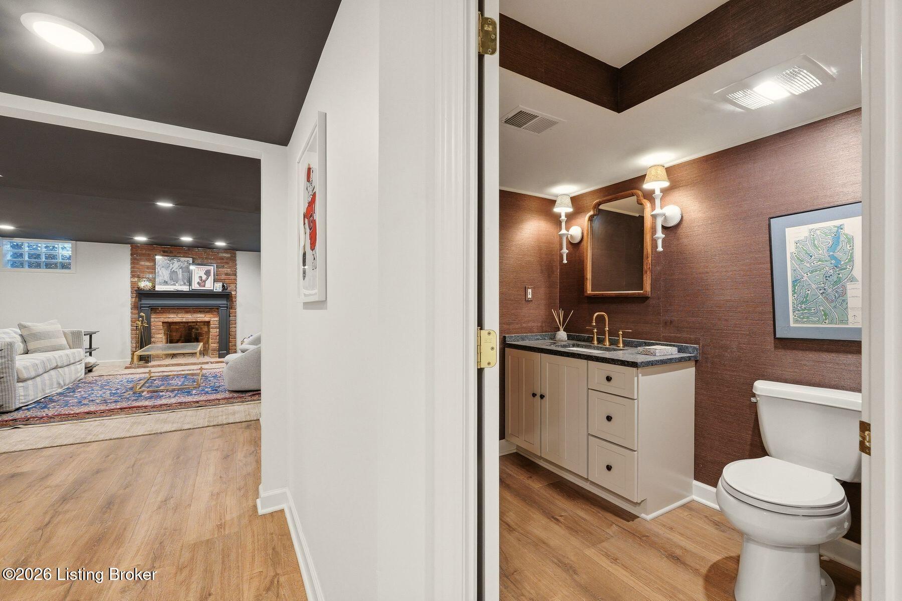 506 Jarvis Ln