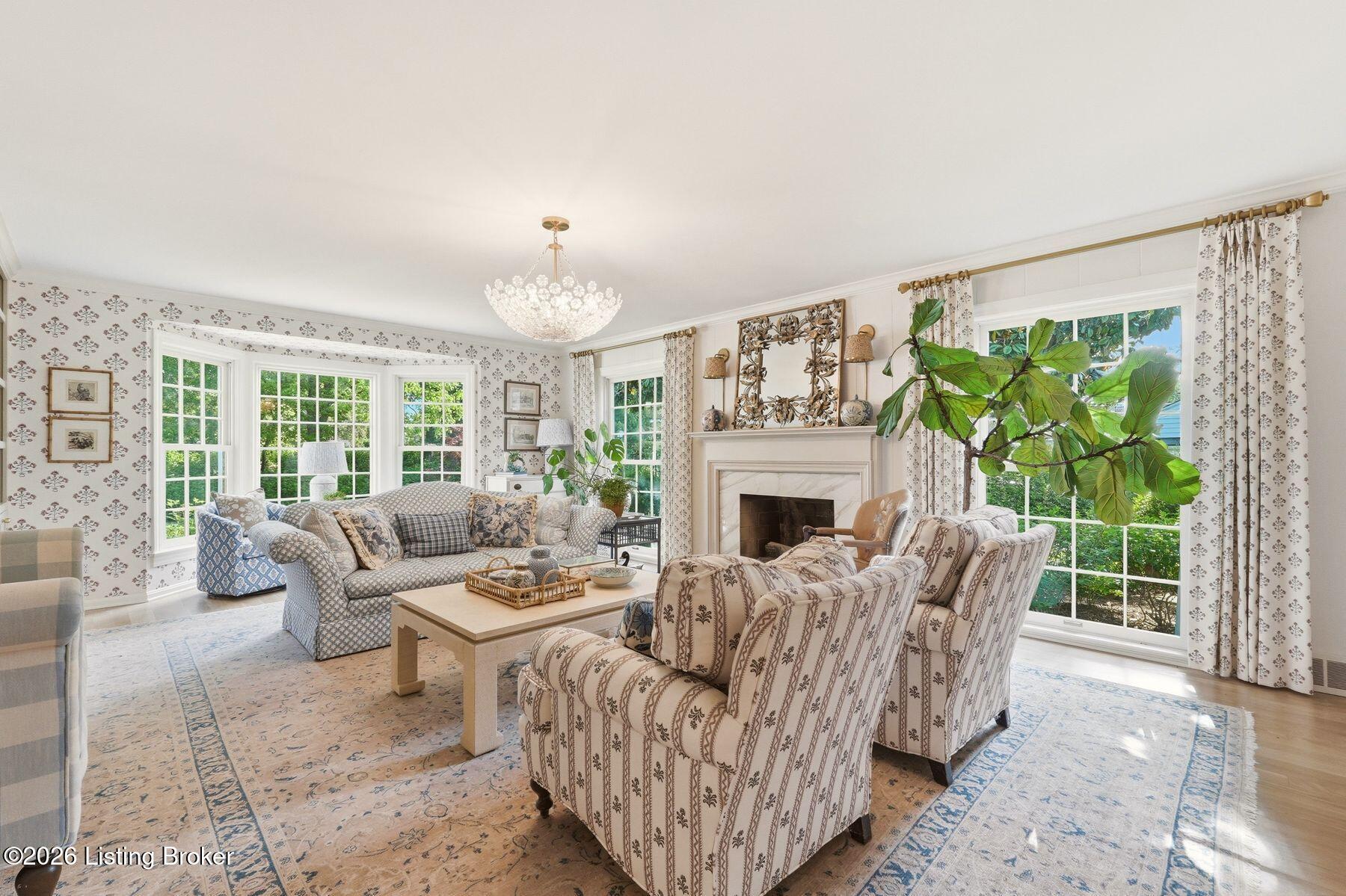 506 Jarvis Ln
