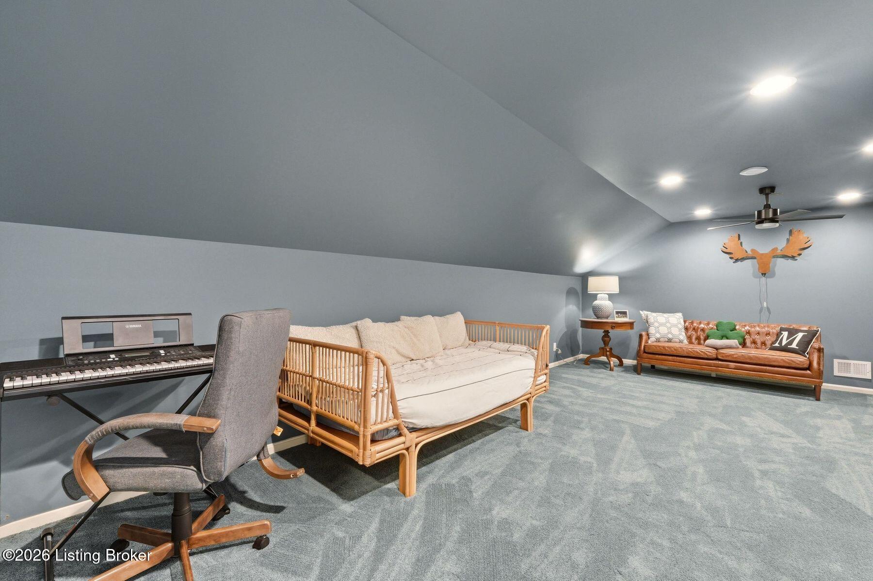 506 Jarvis Ln