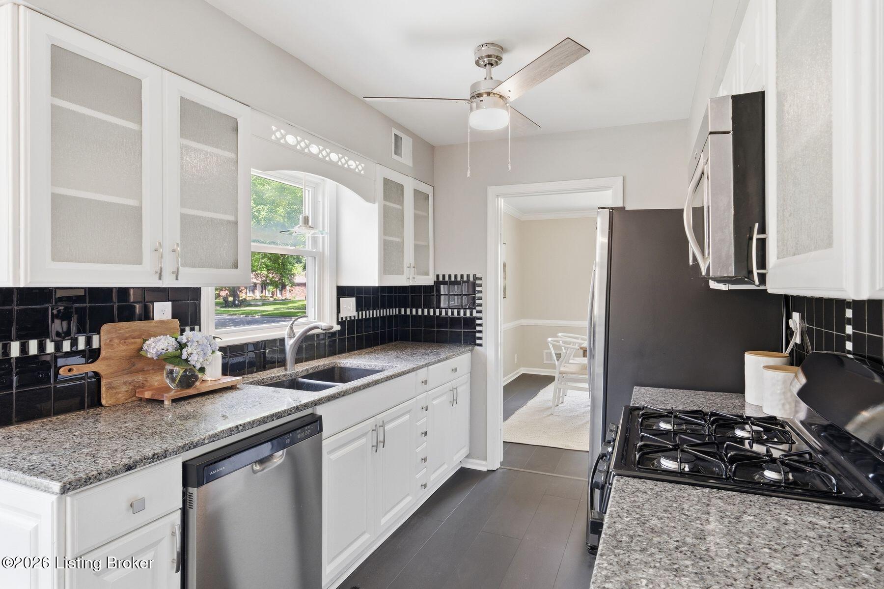 10110 Timberwood Cir