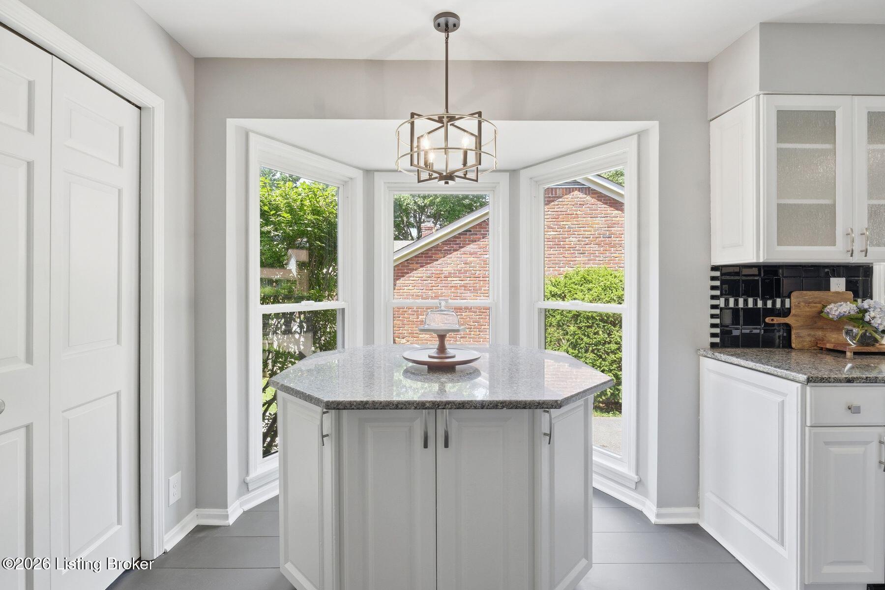 10110 Timberwood Cir