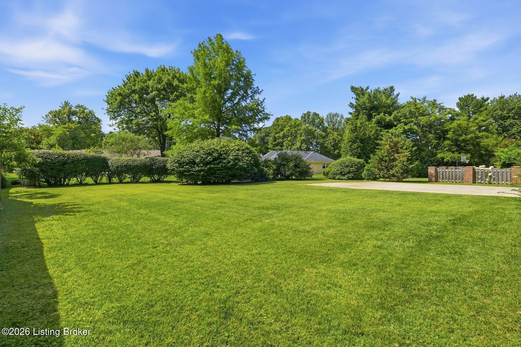 10110 Timberwood Cir
