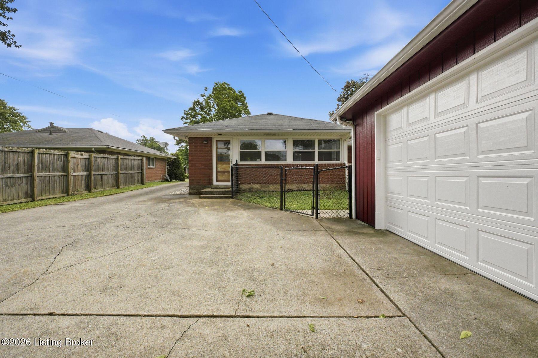 3124 Dogwood Dr