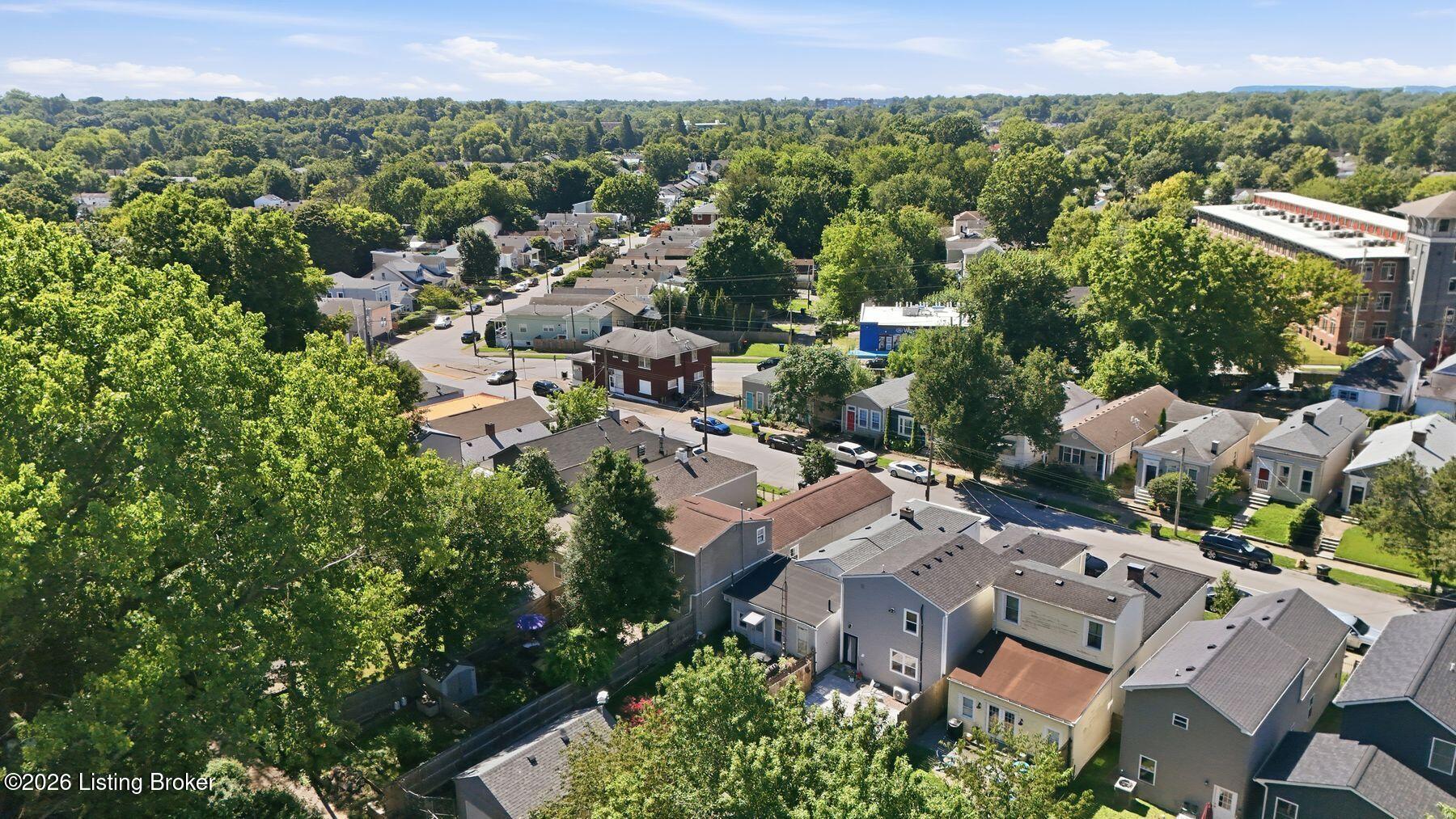 1053 Mary St
