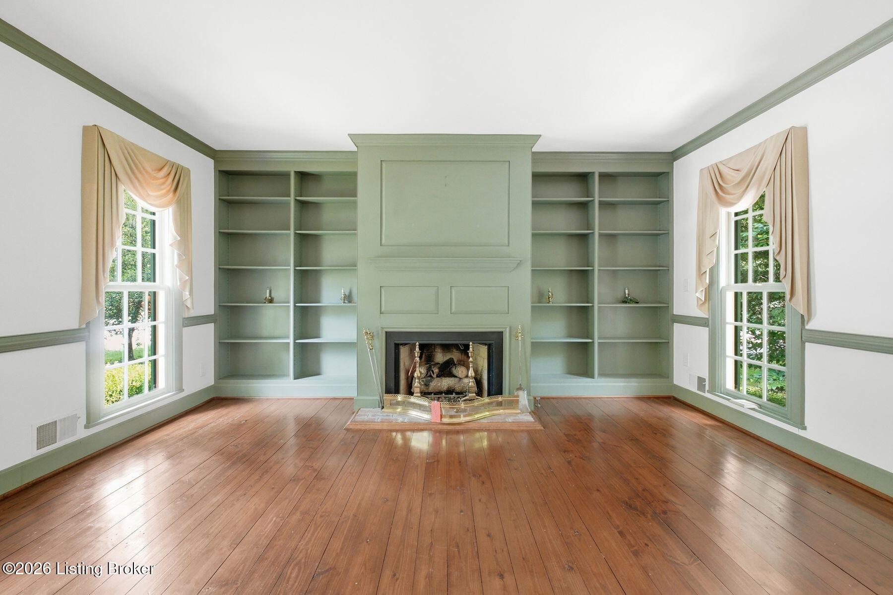 6224 Deep Cove Ct