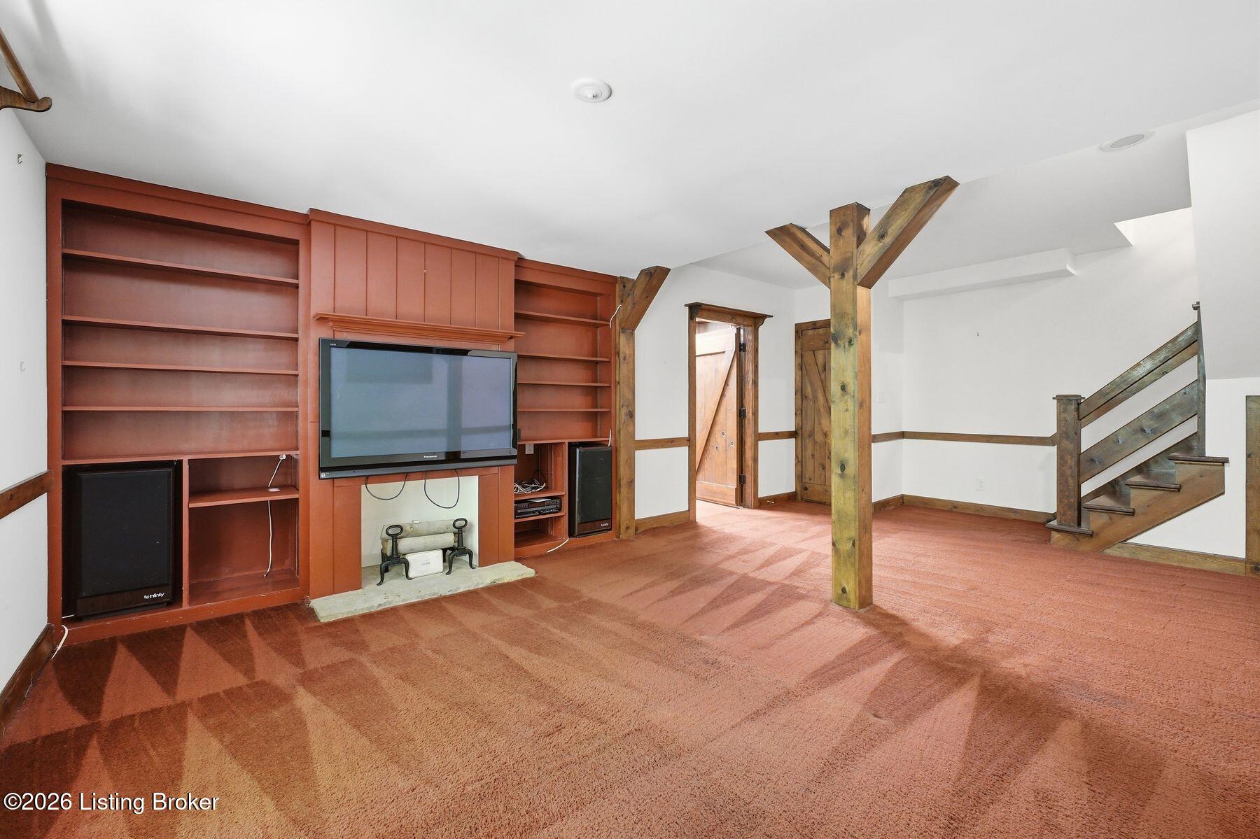6224 Deep Cove Ct