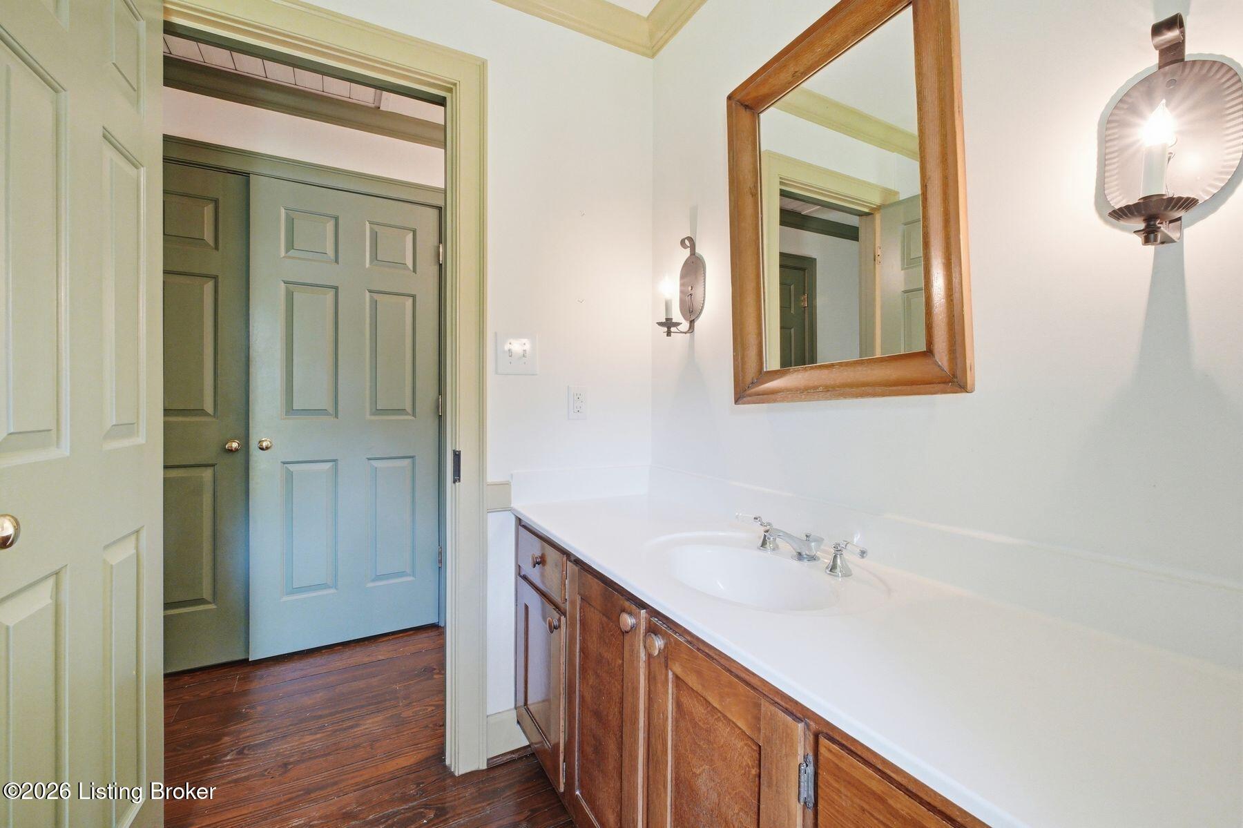 6224 Deep Cove Ct