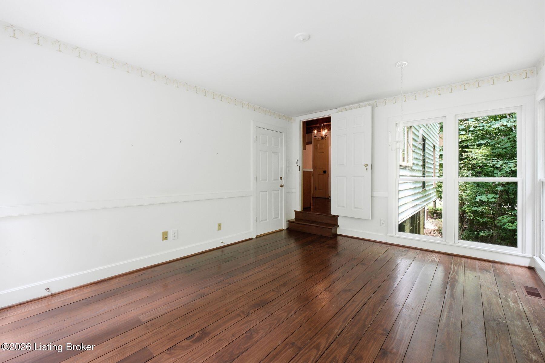 6224 Deep Cove Ct