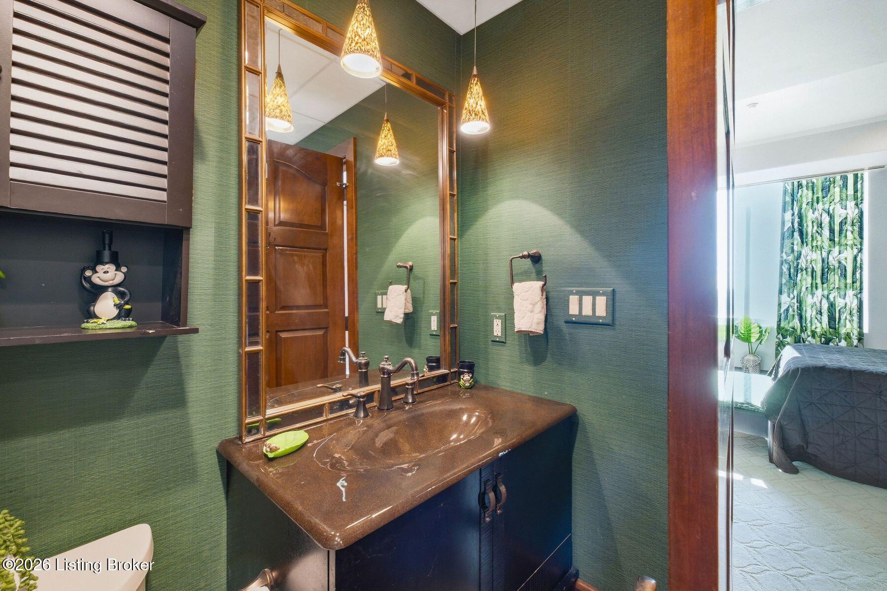 222 E Witherspoon St 1601