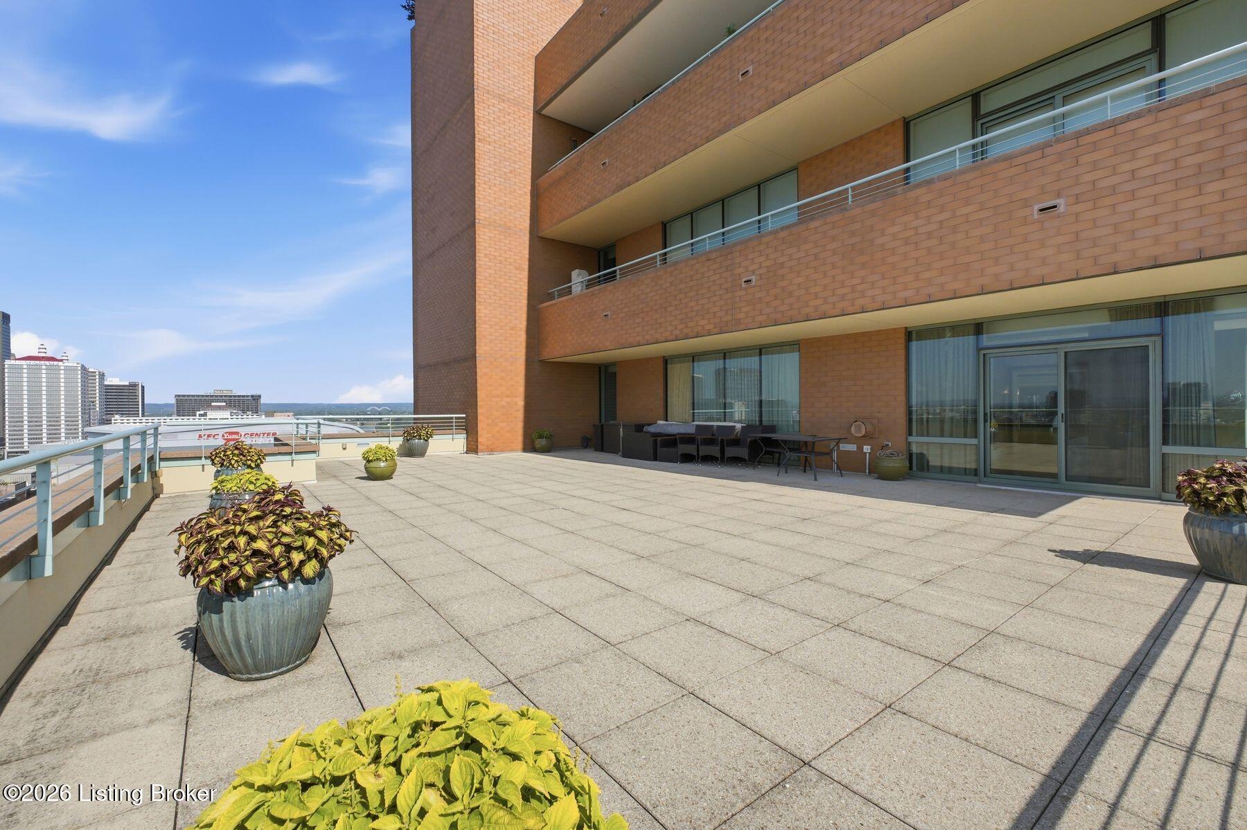 222 E Witherspoon St 1601
