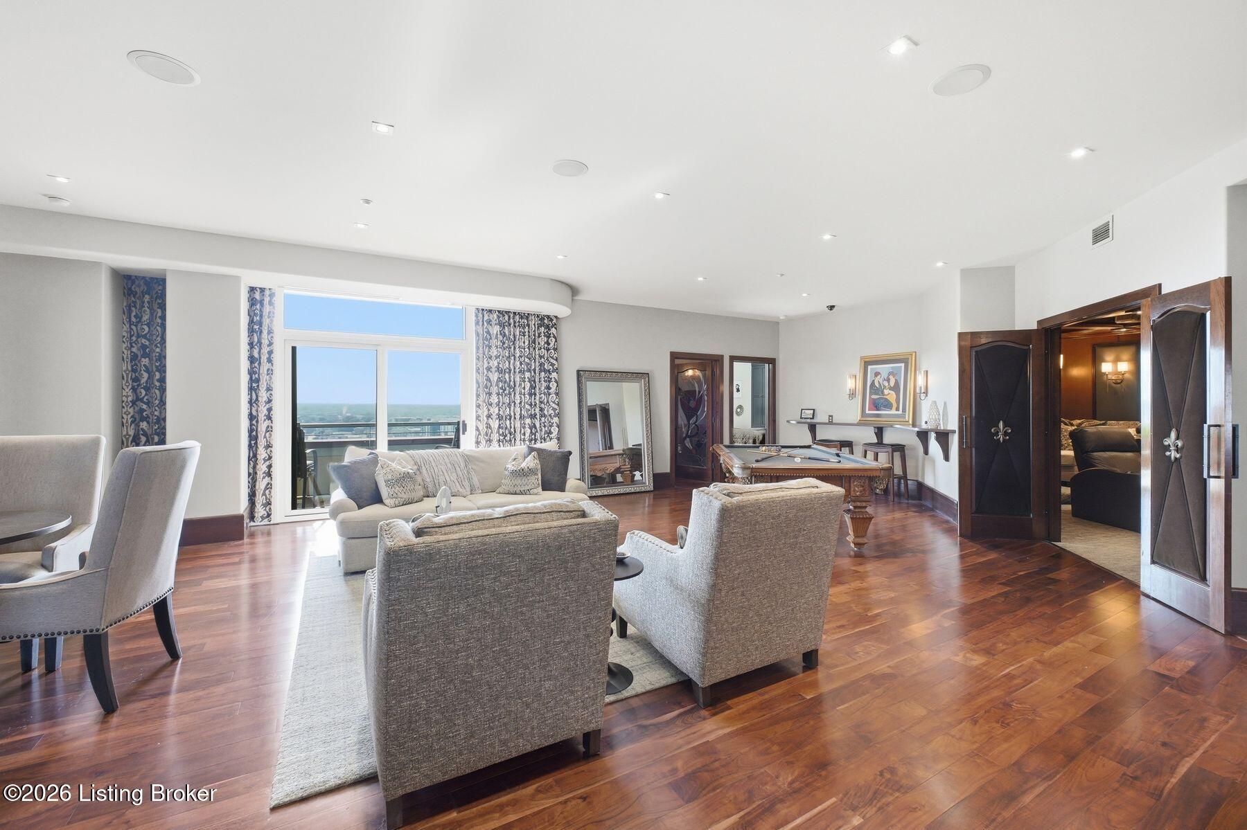222 E Witherspoon St 1601