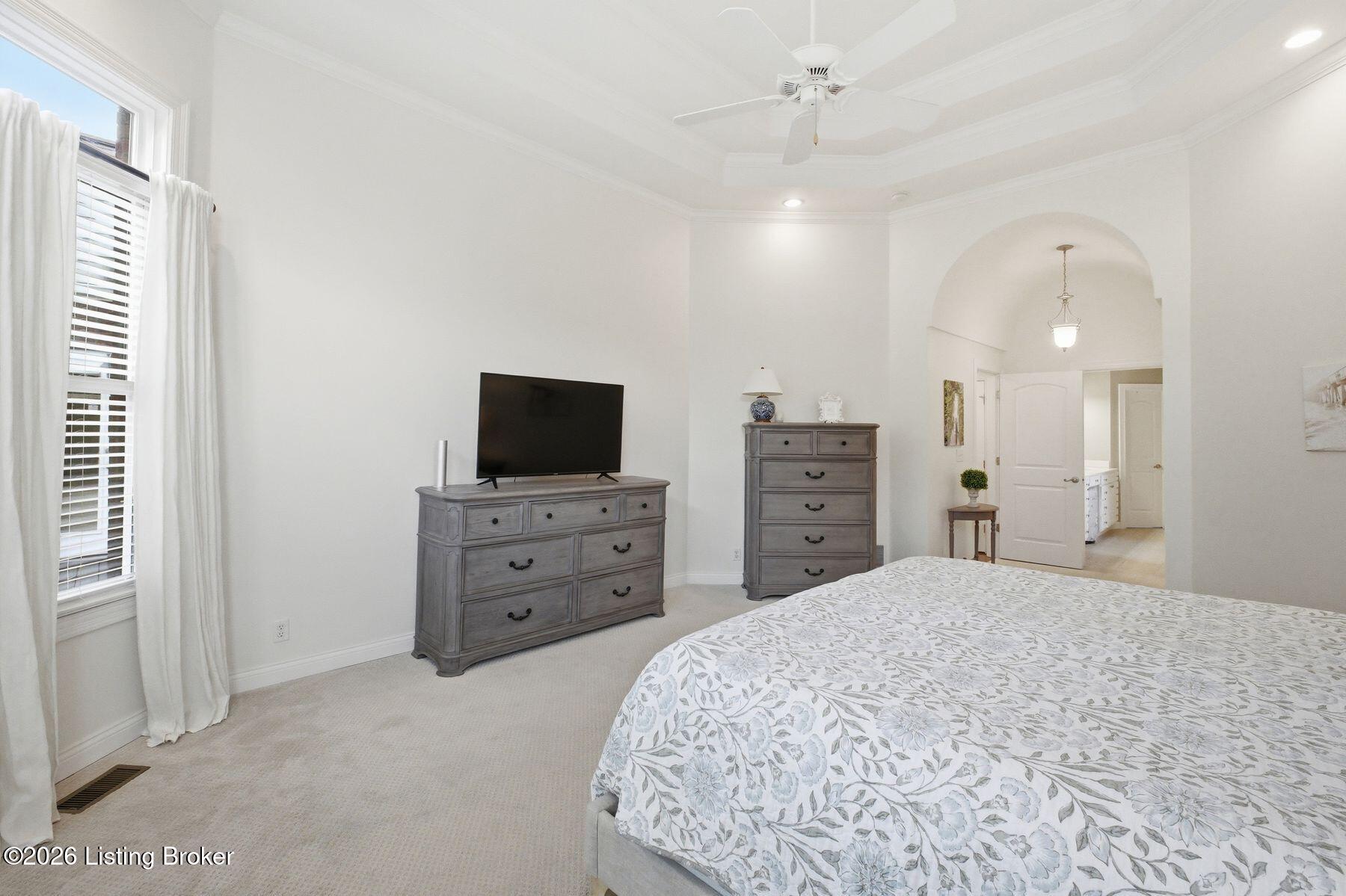 300 Longview Park Pl