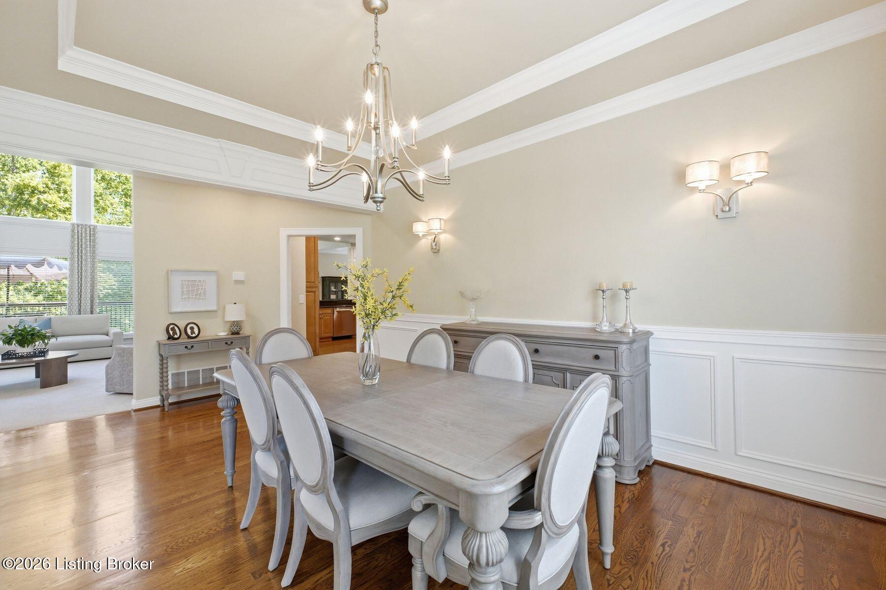 300 Longview Park Pl