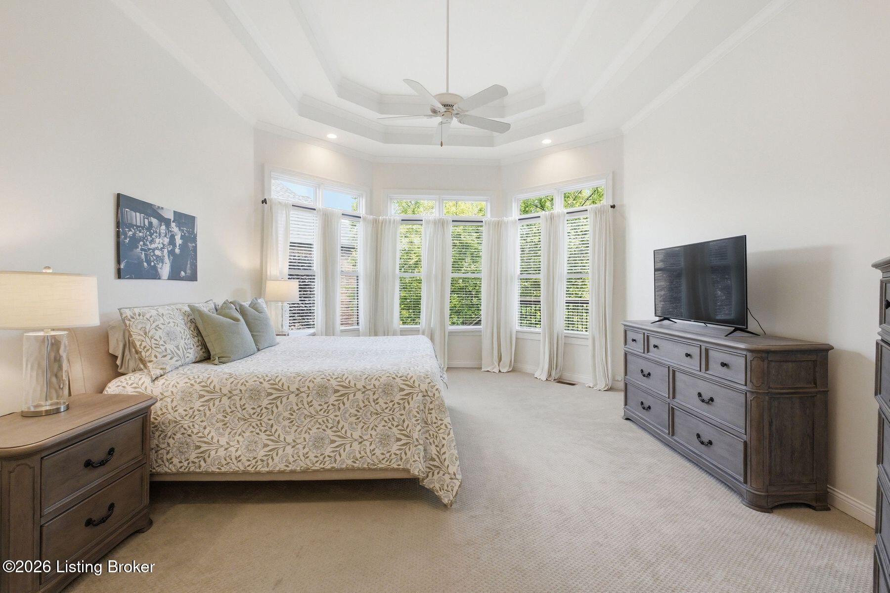 300 Longview Park Pl