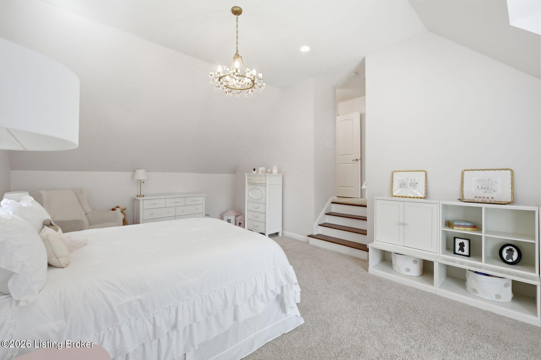 300 Longview Park Pl