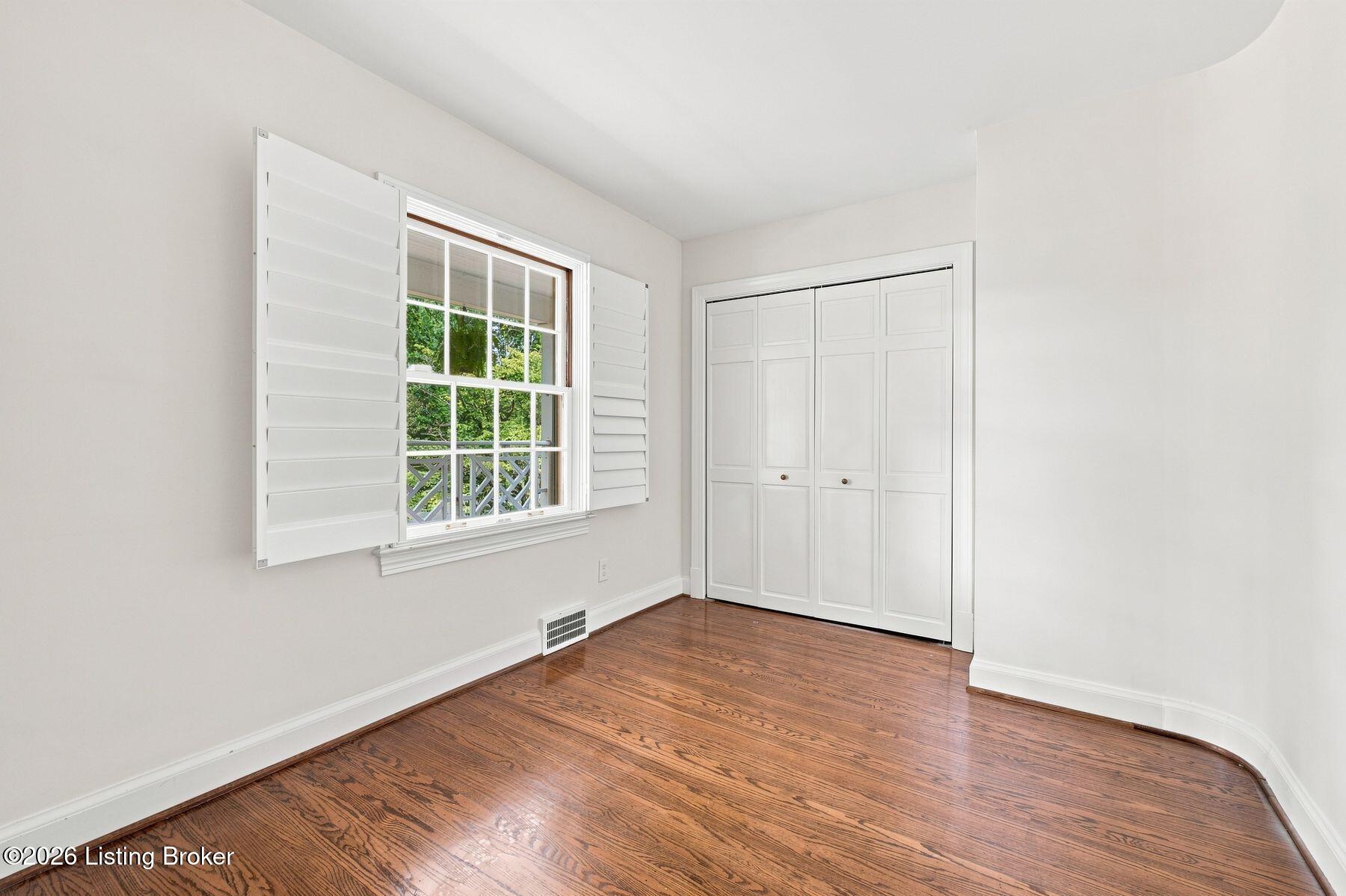 3946 Napanee Rd