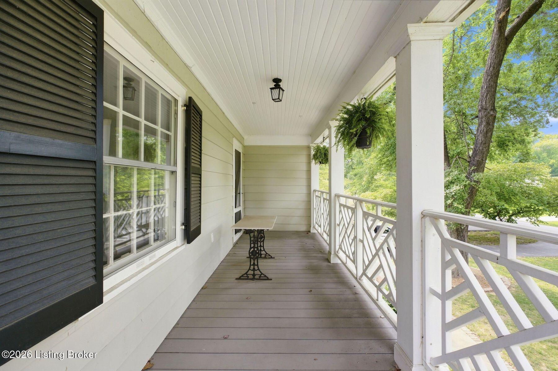 3946 Napanee Rd