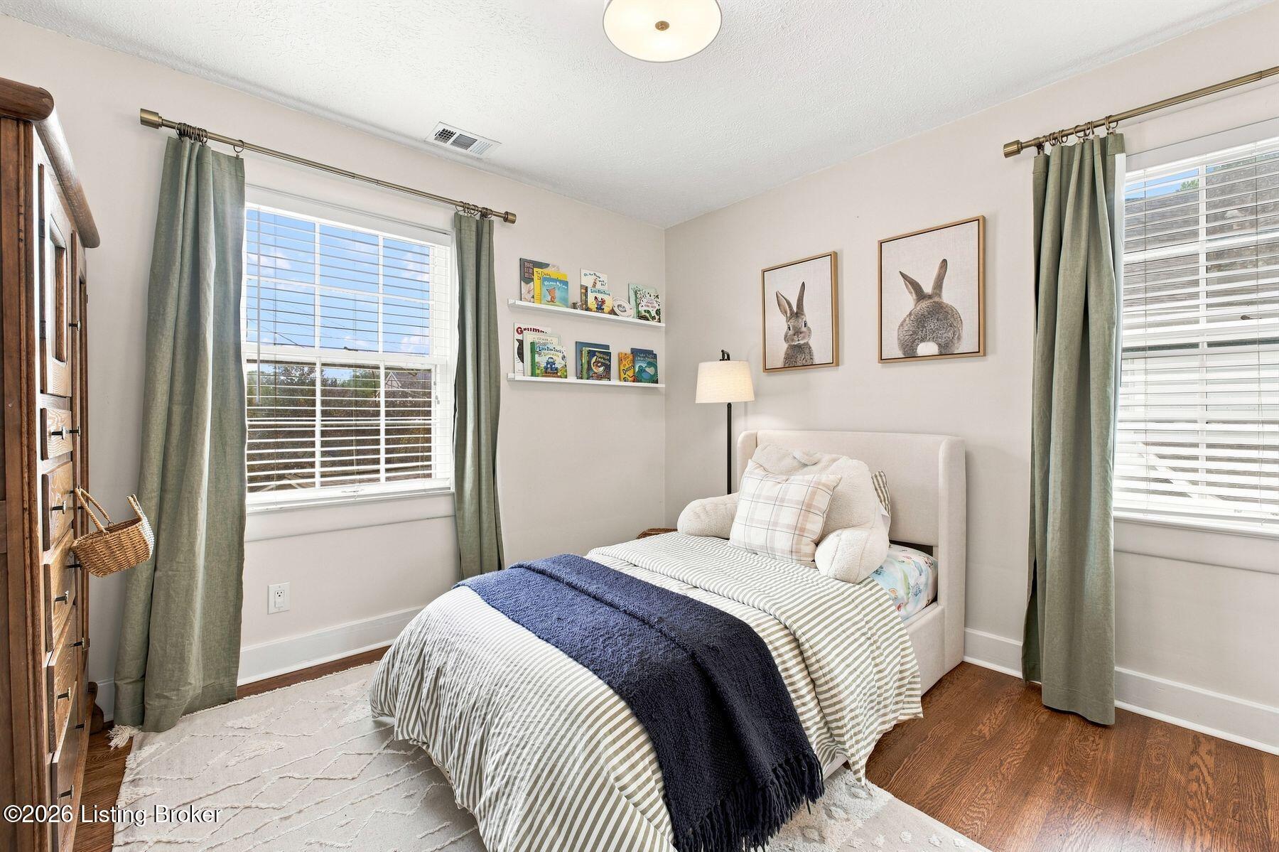 2609 Whittier Ave