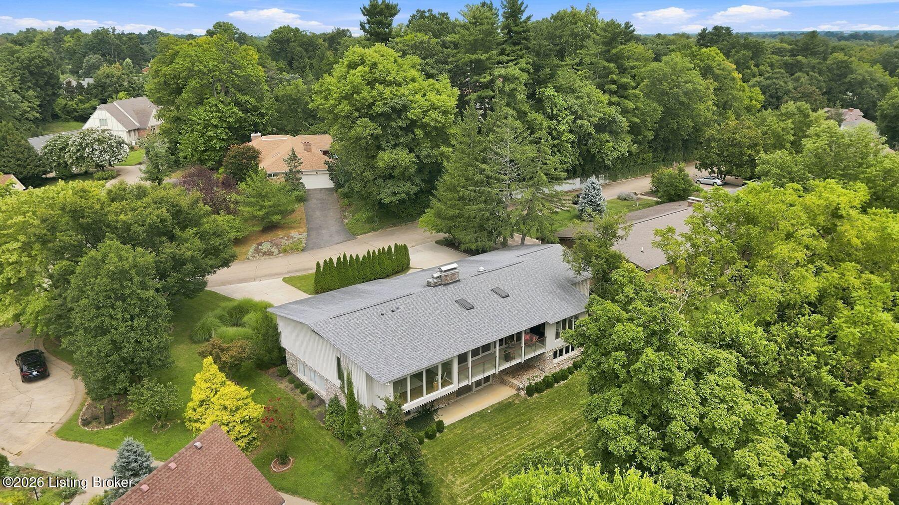 1128 Rostrevor Cir