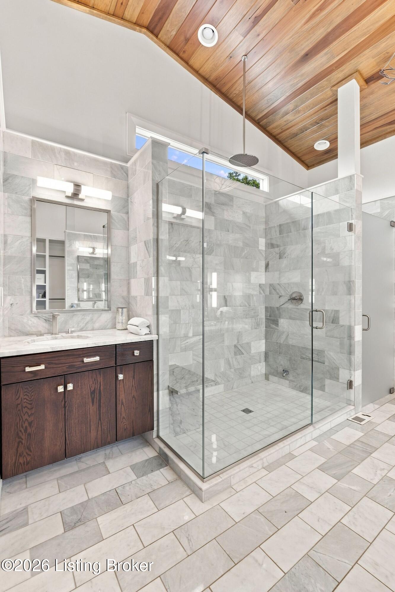 1128 Rostrevor Cir