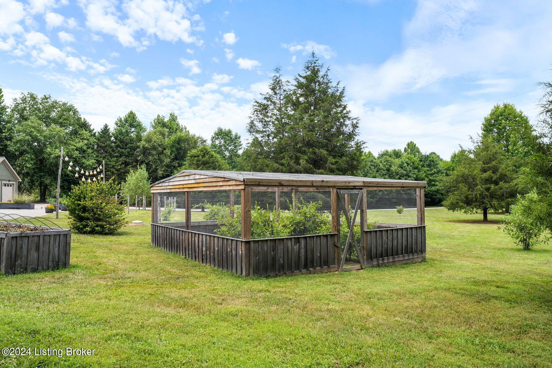 115 Rosalind Way