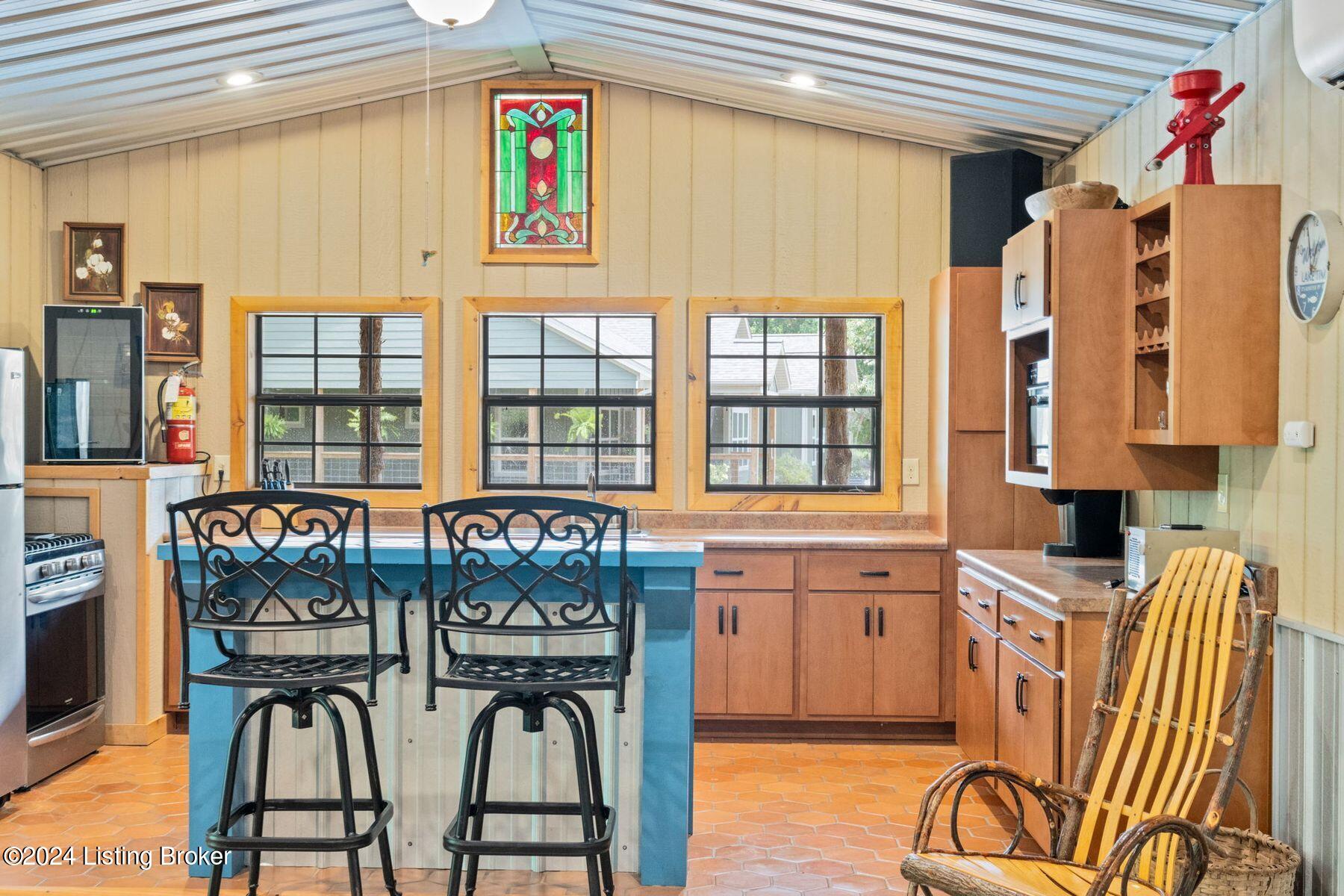 115 Rosalind Way