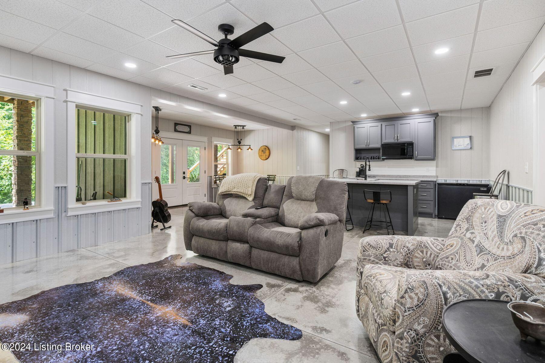 115 Rosalind Way