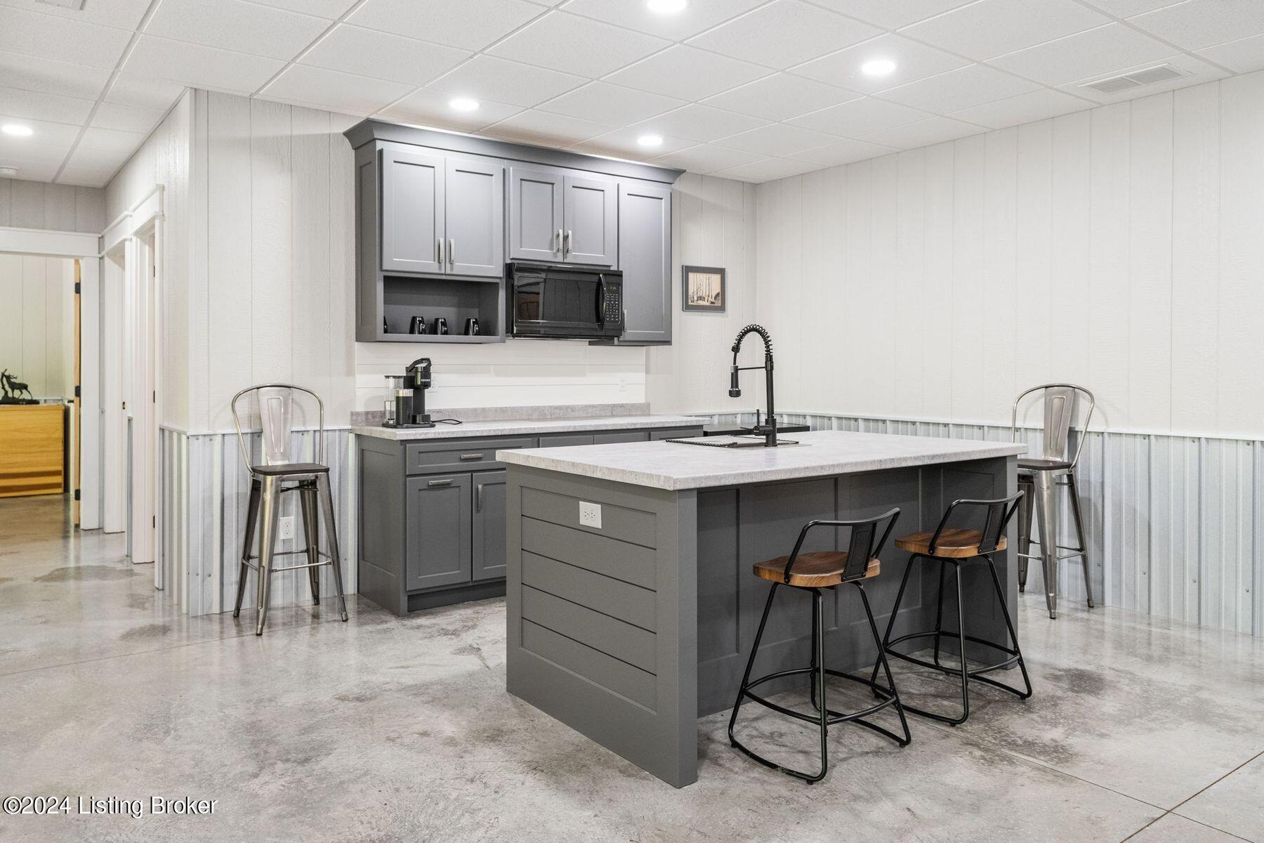 115 Rosalind Way