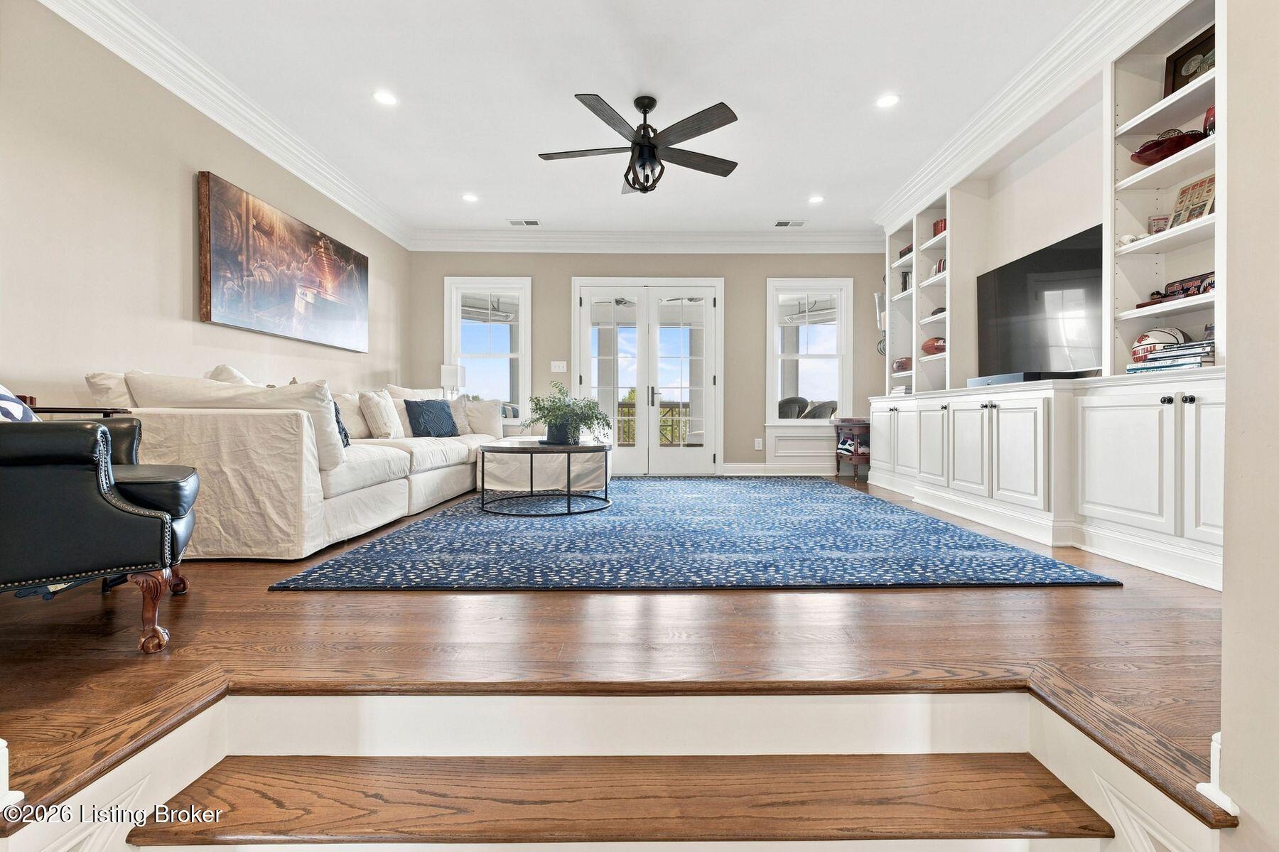 5716 Harrods Glen Dr