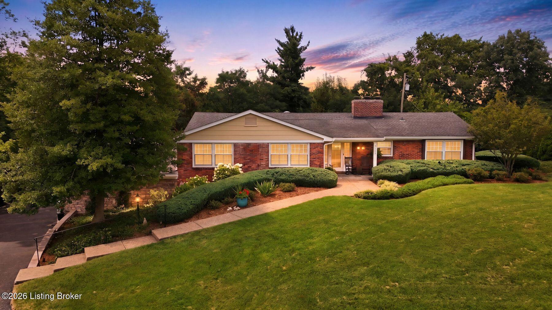 5105 Moccasin Ct