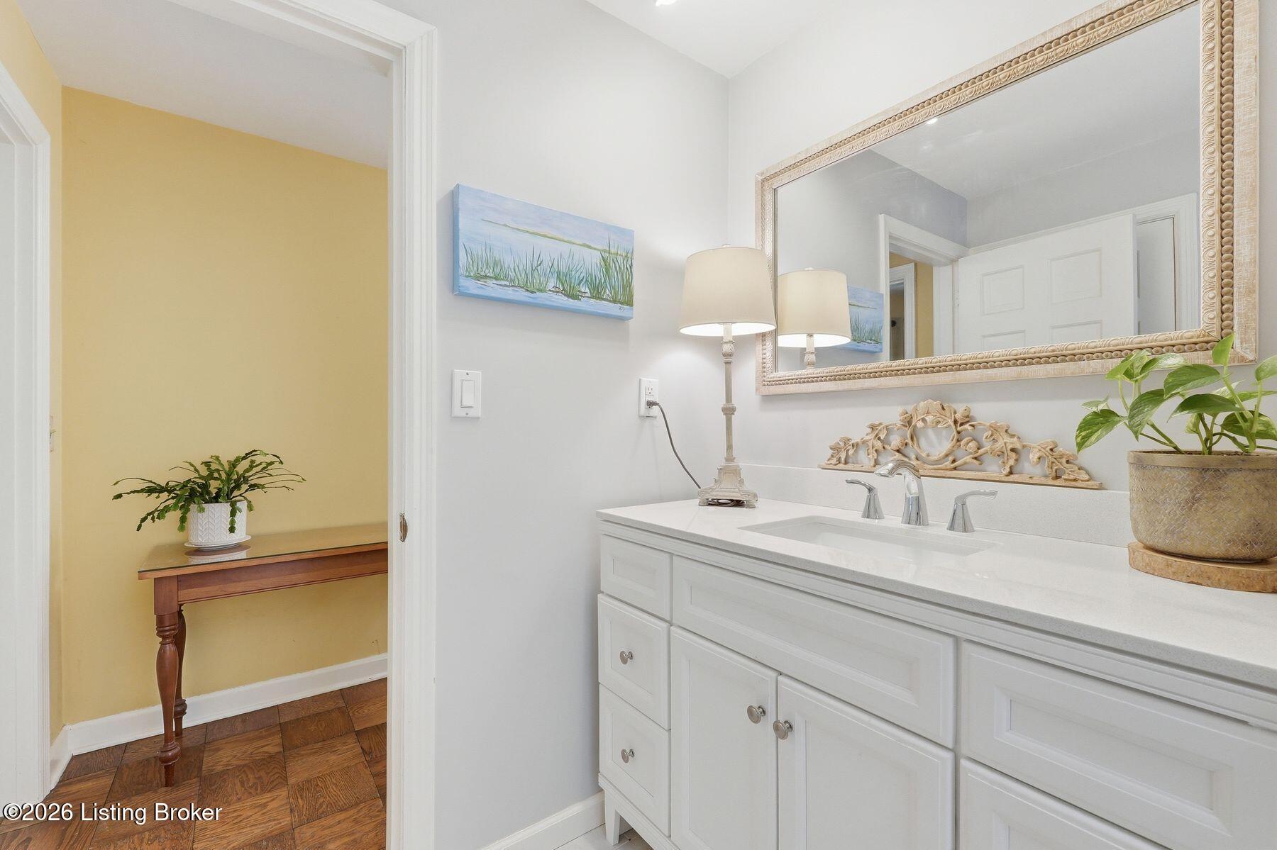 5105 Moccasin Ct