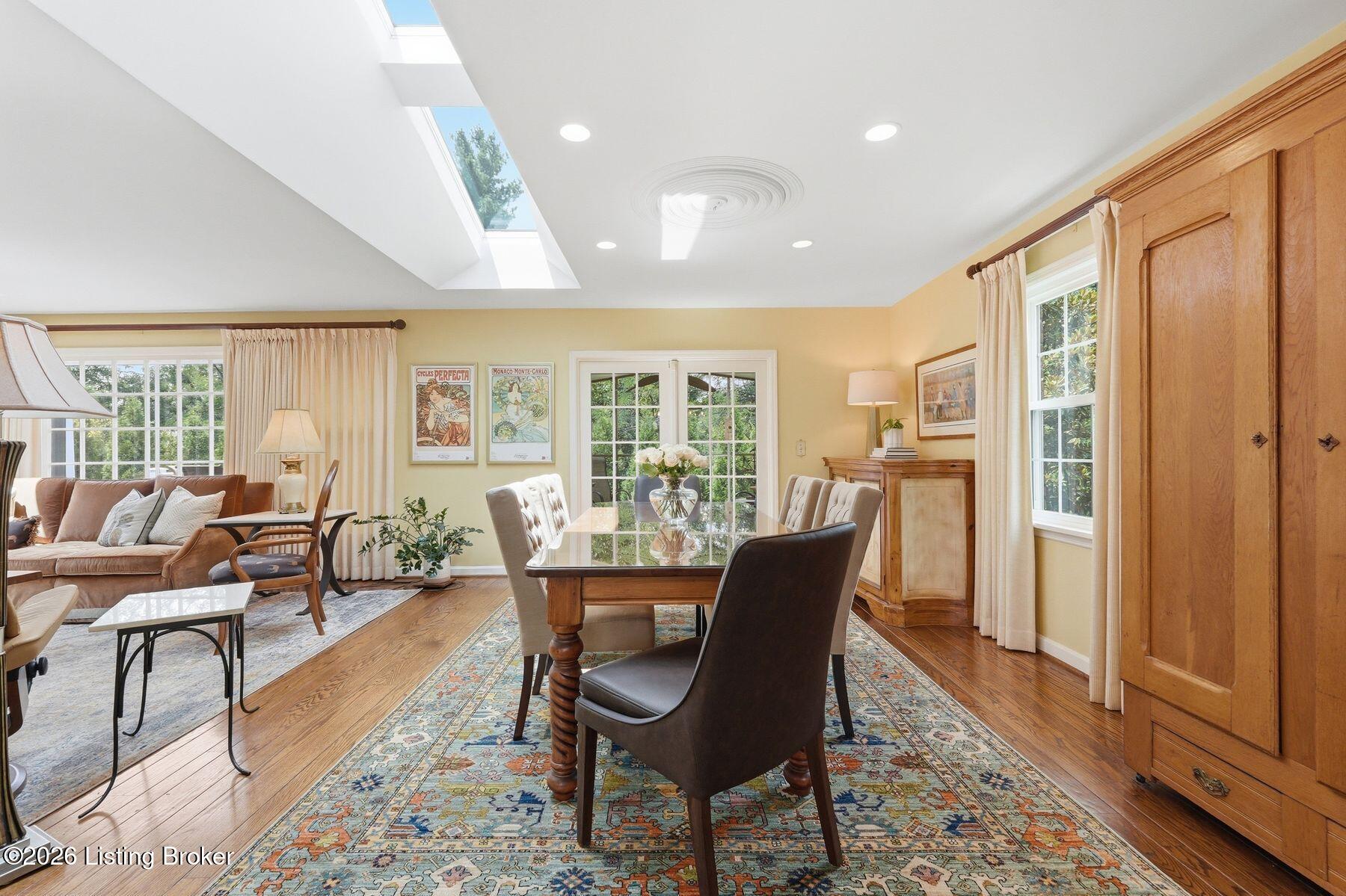 5105 Moccasin Ct
