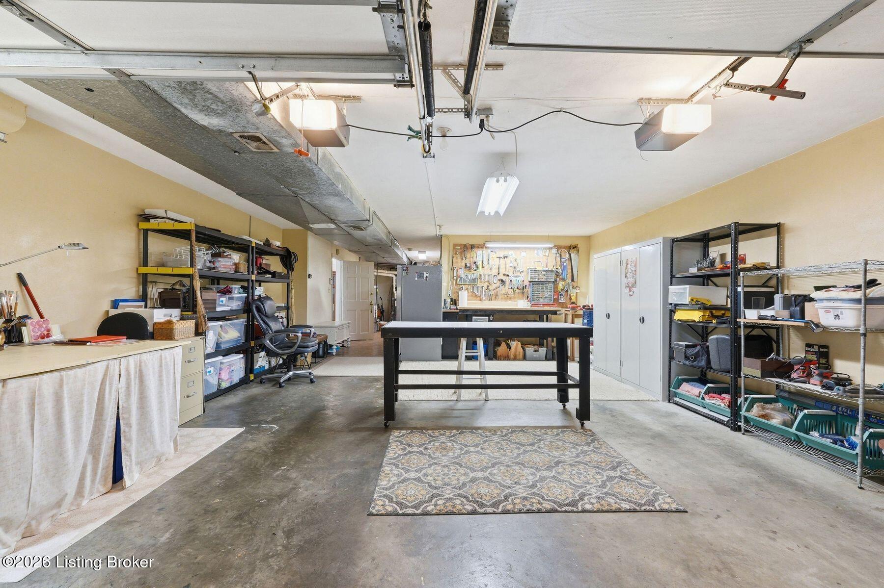 5105 Moccasin Ct