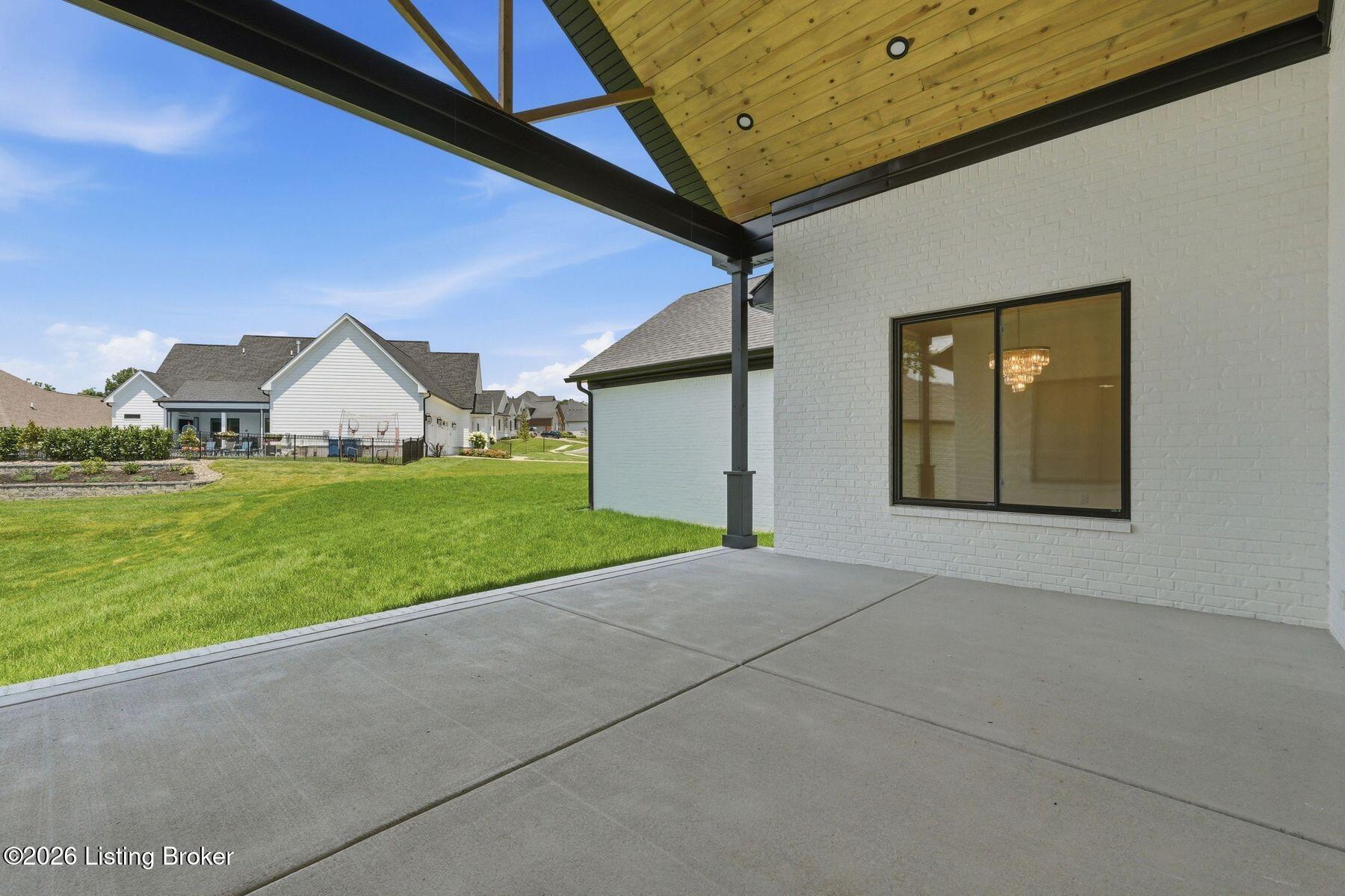 1545 Lincoln Hill Way