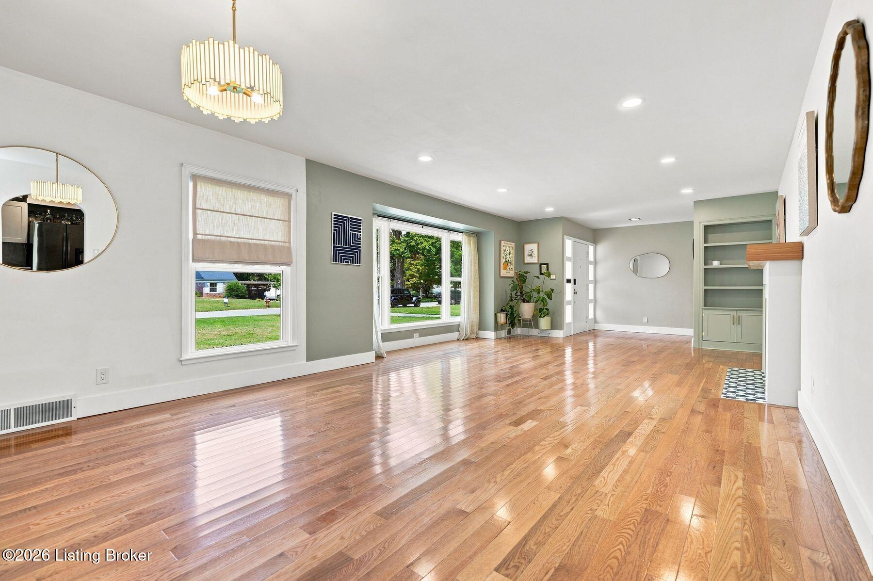 2208 Bashford Manor Ln