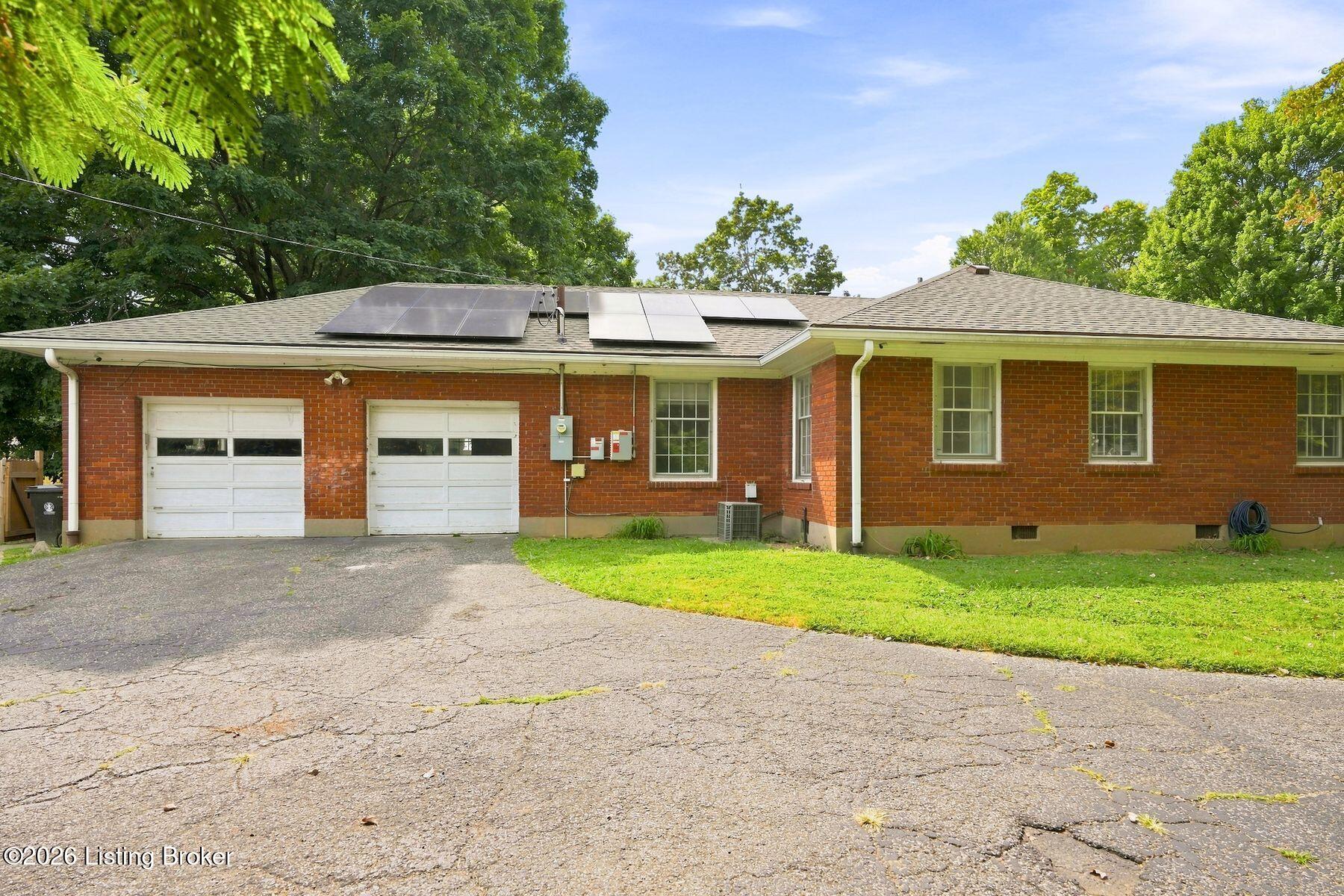 2208 Bashford Manor Ln