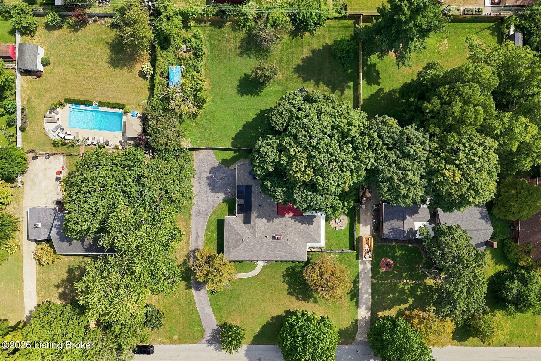2208 Bashford Manor Ln