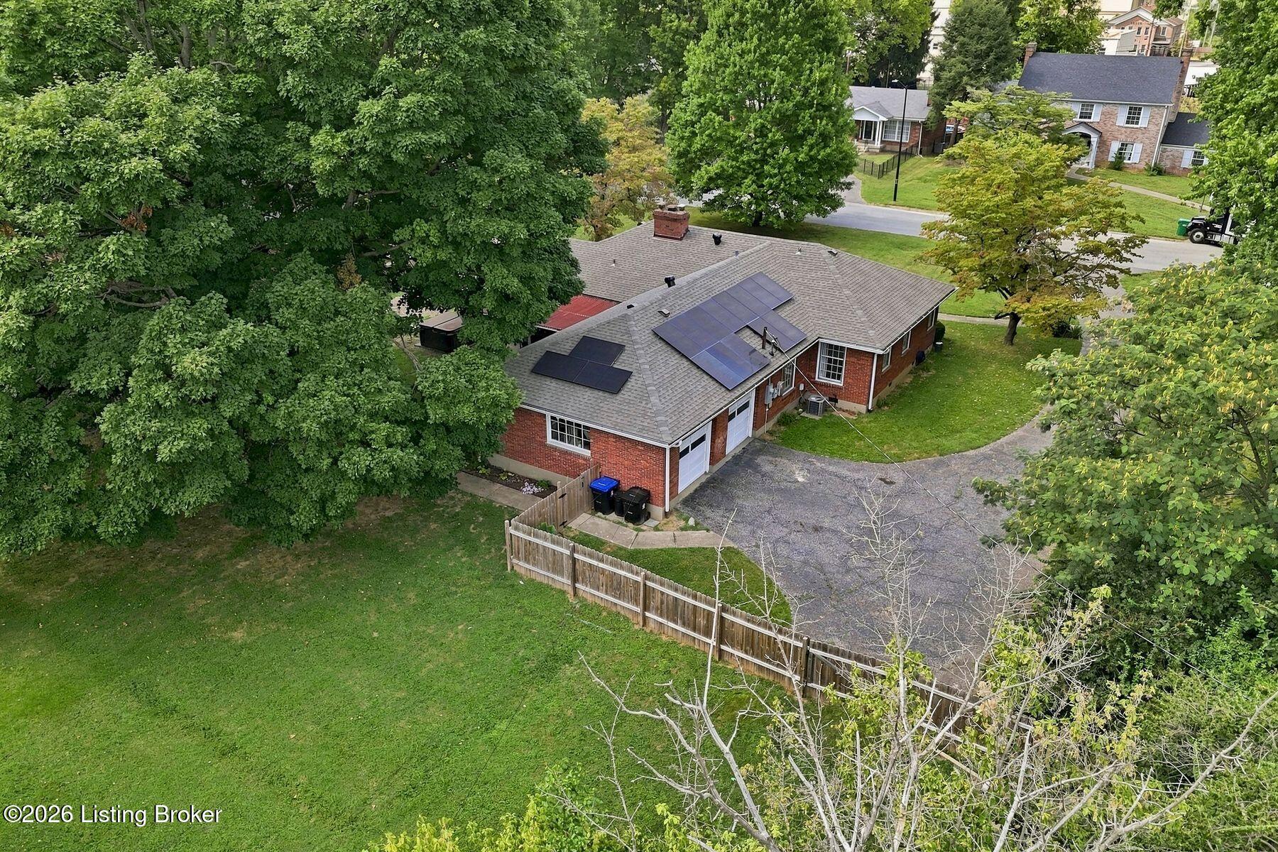 2208 Bashford Manor Ln