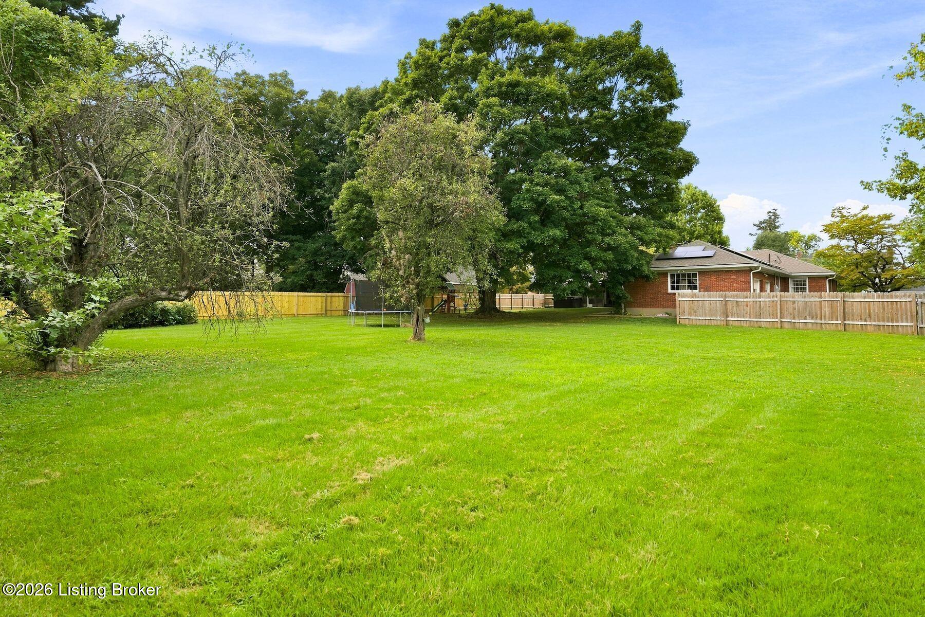 2208 Bashford Manor Ln