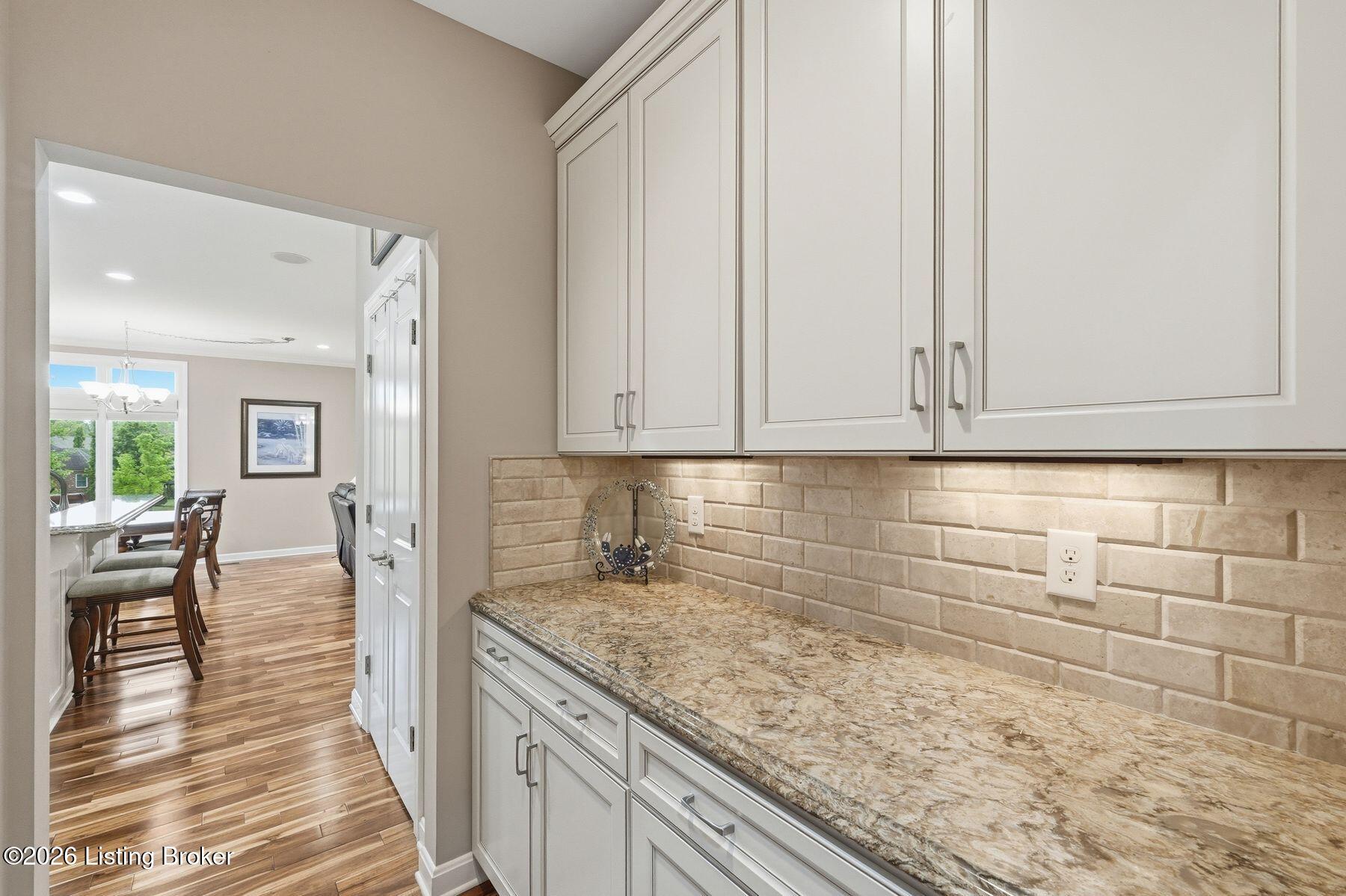 17000 Isabella View Pl