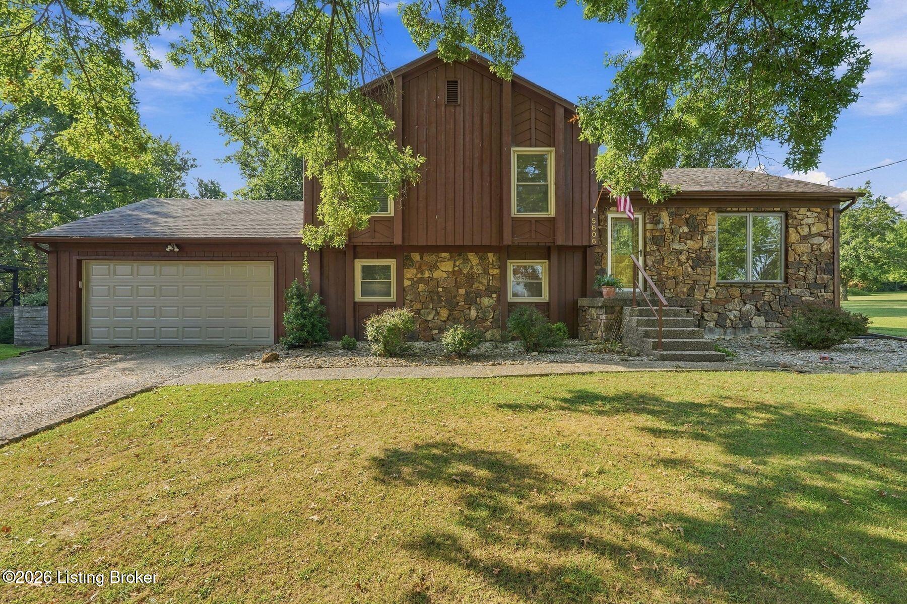 5806 Renada Dr