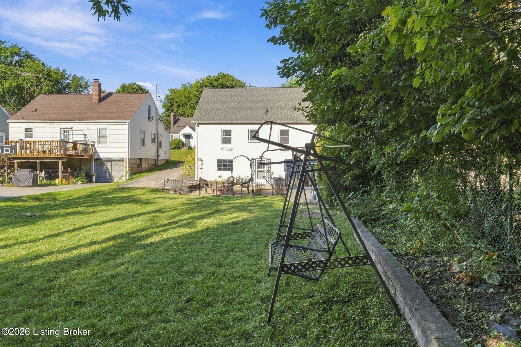 107 Beechwood Ave