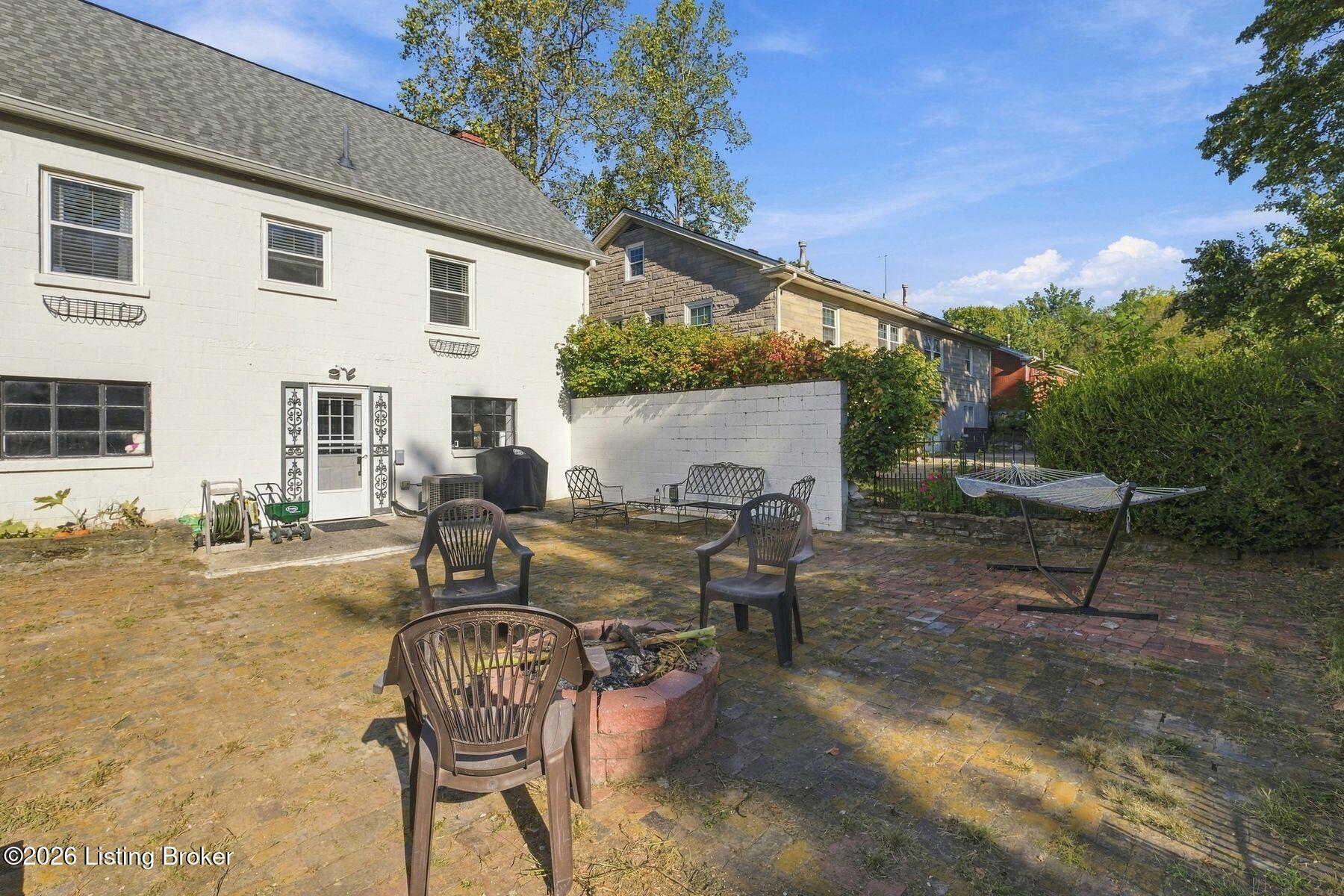 107 Beechwood Ave