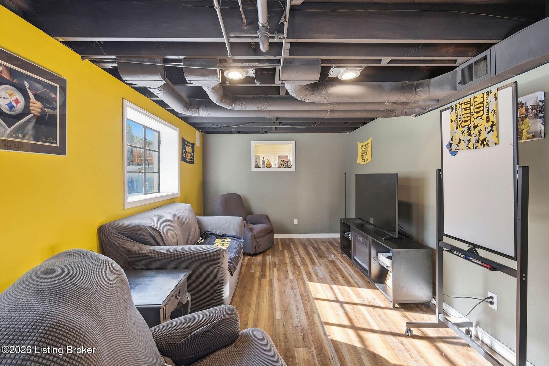 107 Beechwood Ave