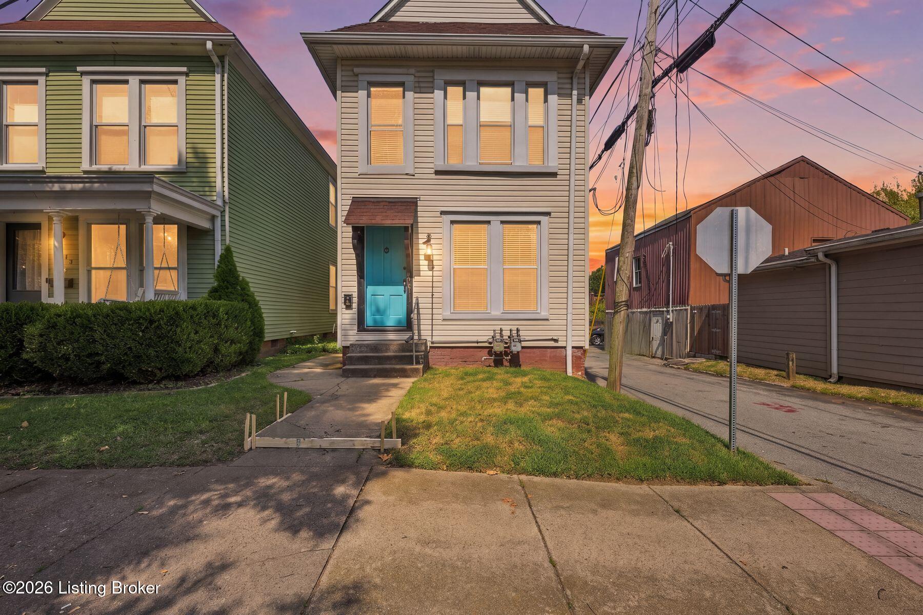 1521 Morton Ave