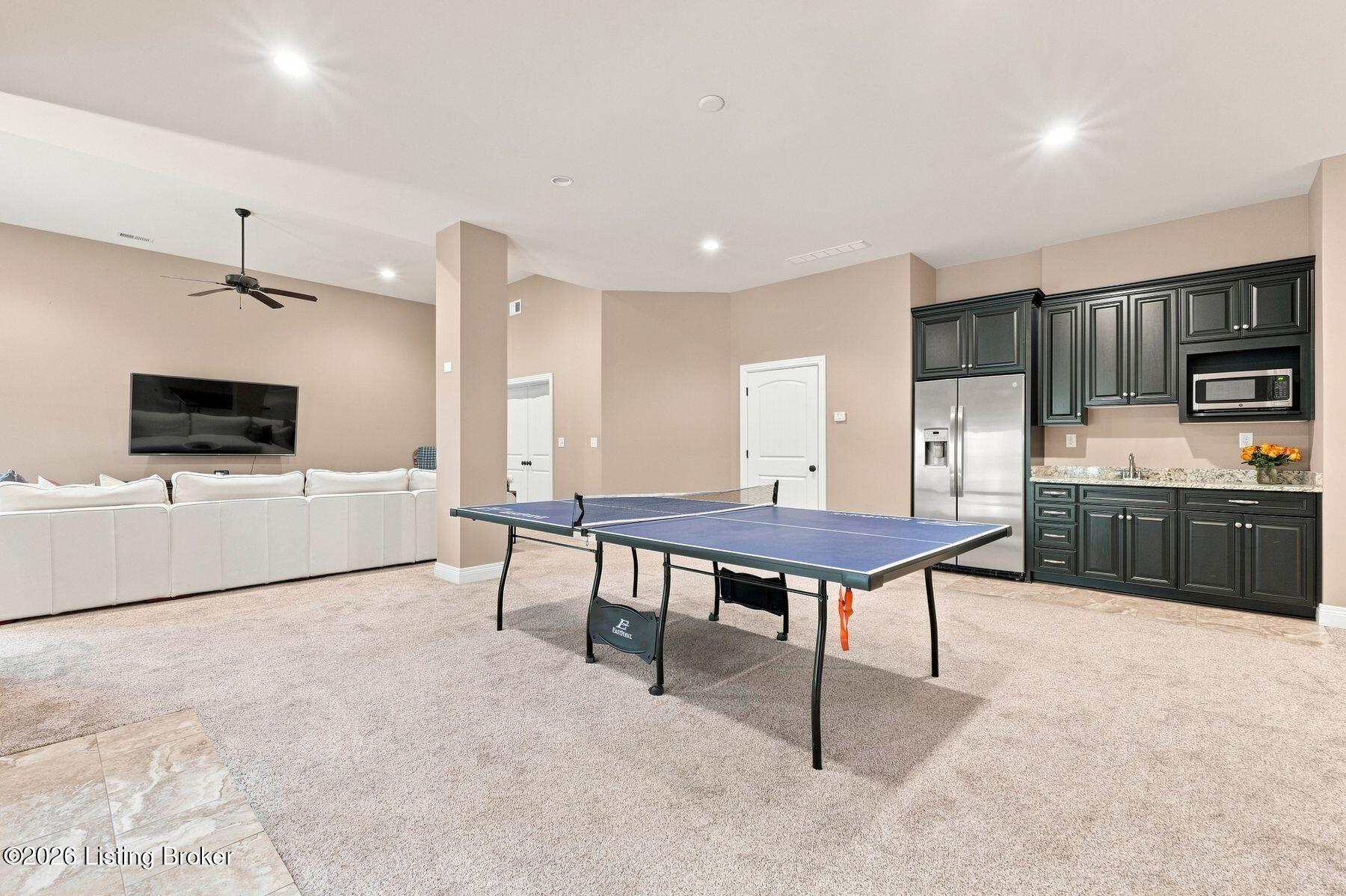 7518 Beechspring Farm Blvd