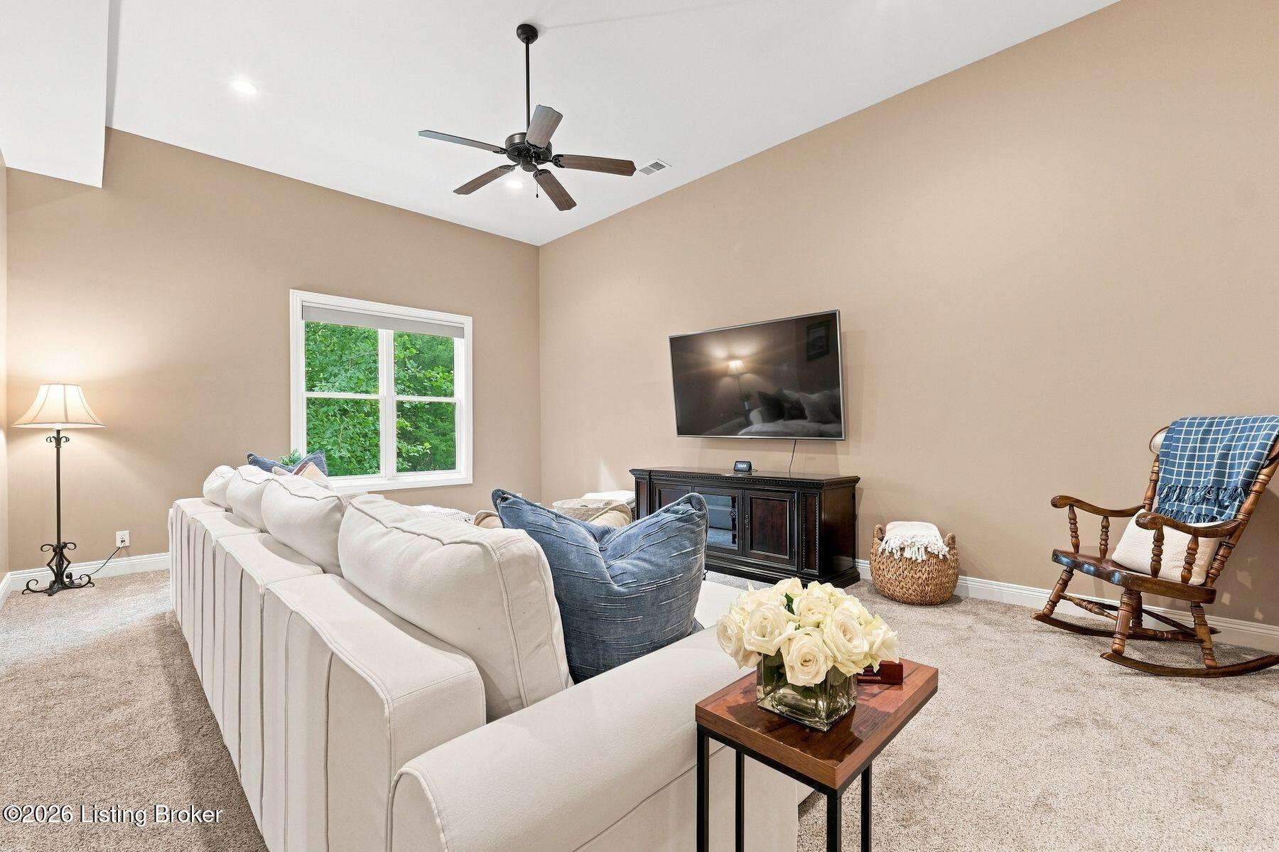 7518 Beechspring Farm Blvd