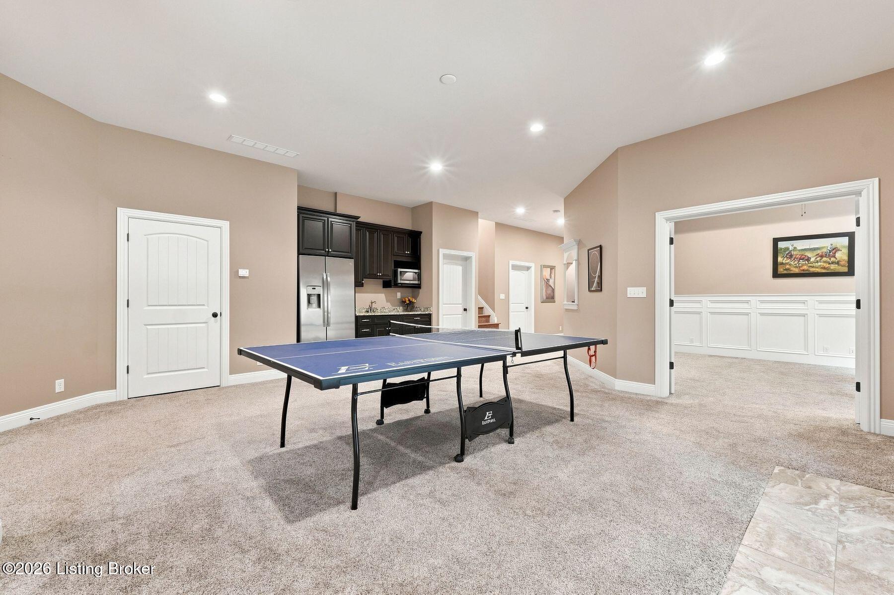 7518 Beechspring Farm Blvd