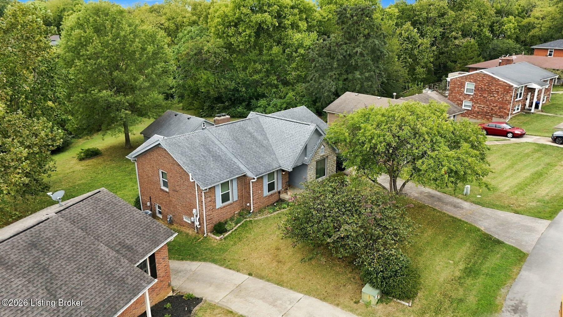 3322 Breaux Dr