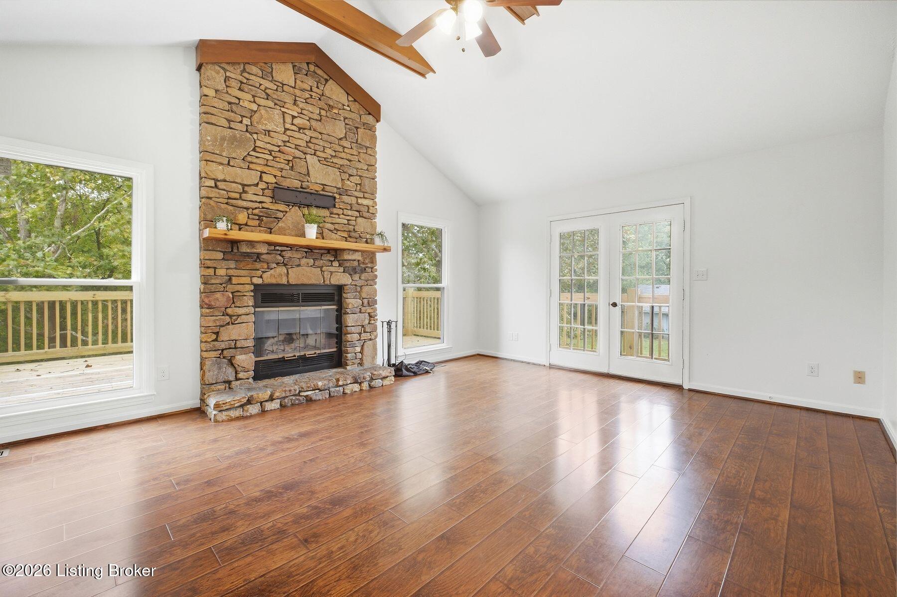 3322 Breaux Dr